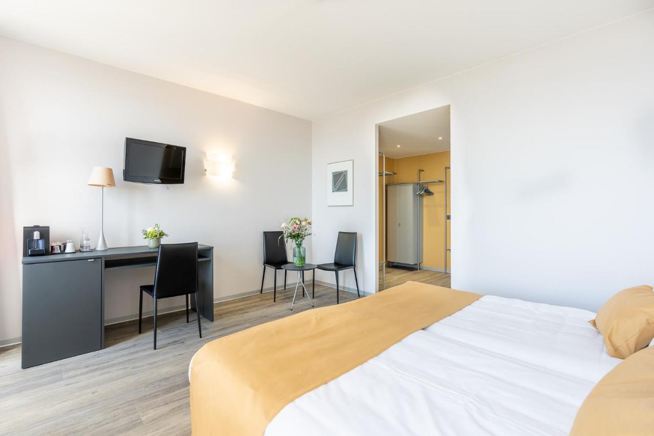 Hotel Alpes & Lac Neuchâtel Exteriör bild